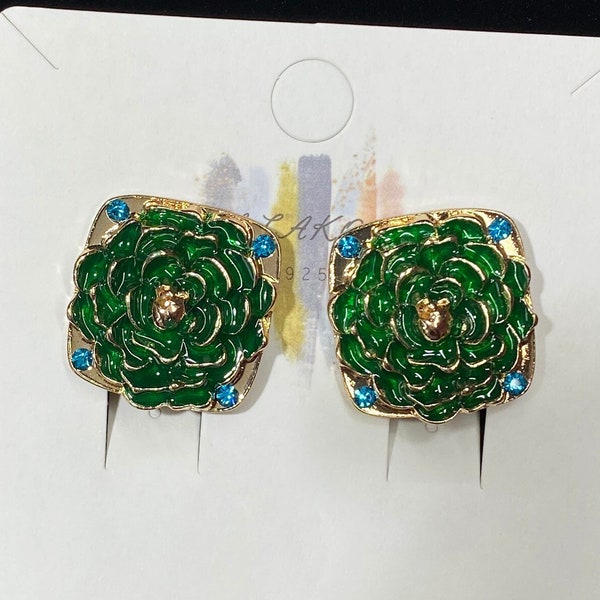 Clip-on earrings, floral earring, retro style, Vintage Style, Enamel earrings, flower style Ear Clips, bride earrings, green Earrings, CE19