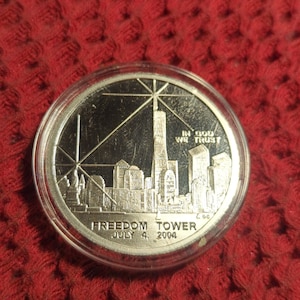 2004 commemorative dollar