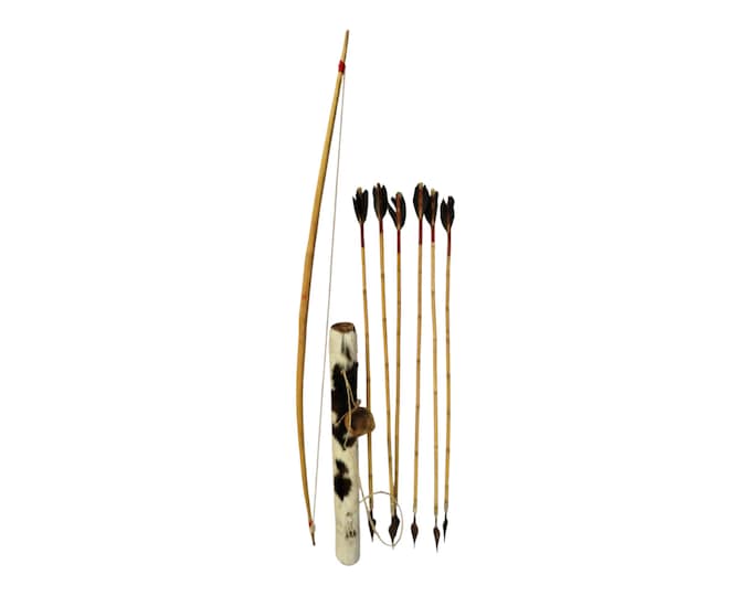On sale !!  Authentic Handcrafted Bow and Arrows with Fur Quiver - Traditional Decor Home Decor