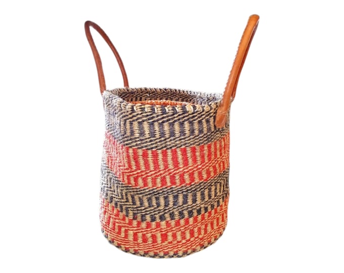 On Sale!! Handwoven Kenyan Sisal Tote Bag with Leather Handles: Striped African Kiondo Shopping Bag