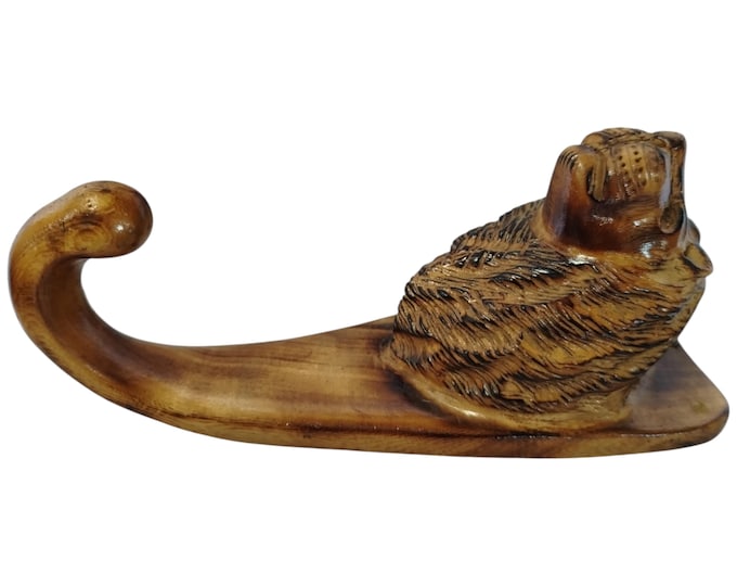 On sale!Hand-Carved Wooden Otter Figurine - Playful Wildlife Art Decor |Traditional Decor|home decor