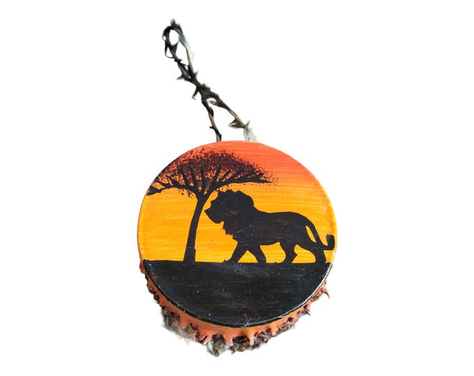 A Lion  Hand Painted Kenyan Mini Drum African Souvenir Tribal Art Wall  Decor Gift Collectible Display