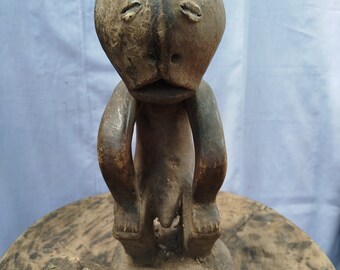 Antique Kusu Sickness Statuette - DRC (Democratic Republic of Congo) Art gift  Home Decor Table top Console Shelf top