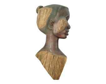Hand-Carved Wooden African Bust: Cultural Art Decor