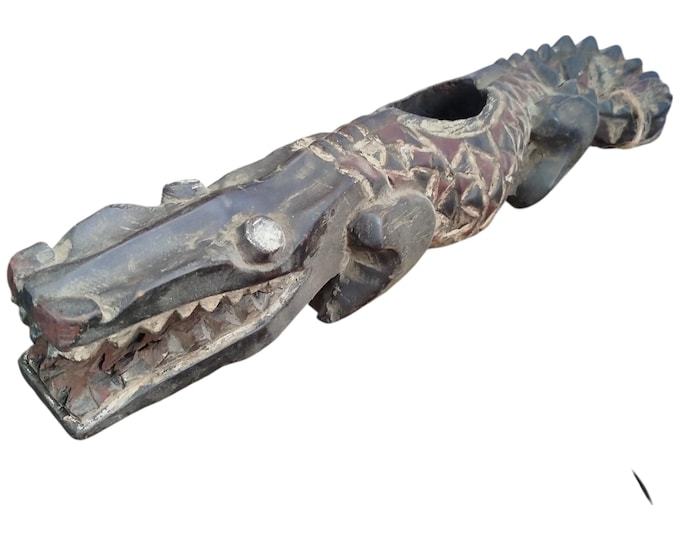 ON SALE!!Hand-Carved African Wooden Crocodile Bowl home decor African Art
