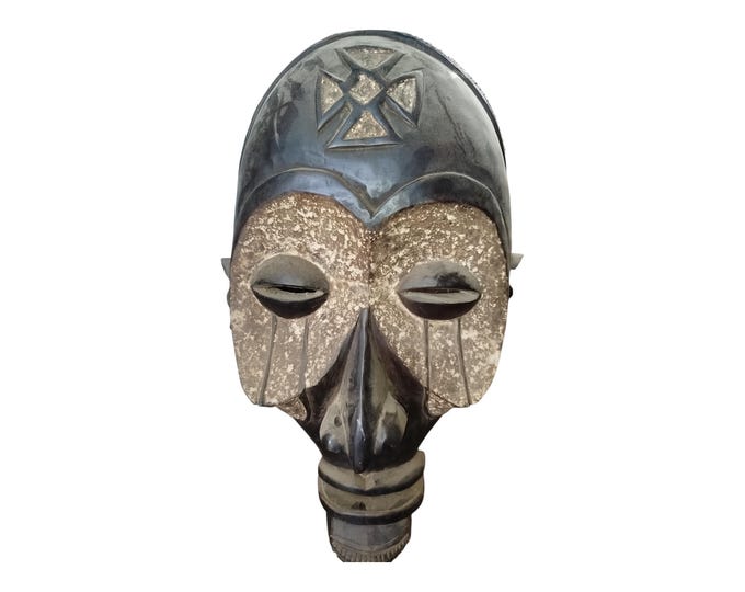 ON SALE!!  Ancestral Power: Hand-Carved Chokwe Mask with Geometric MotifsWall Decor Display Wall Hanging Ceremonial
