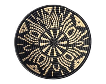Handwoven Rwandan Storage Basket, Black and Cream Sisal Bowl, Geometric African Wall Decor Plate, Modern Boho Decorative Storage Tray