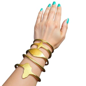 Lot de 5 bracelets manchette en laiton, bijoux d'été, carte de l'Afrique, étoile oculaire, brassards dorés faits main, cadeau d'anniversaire de mariage, son unique