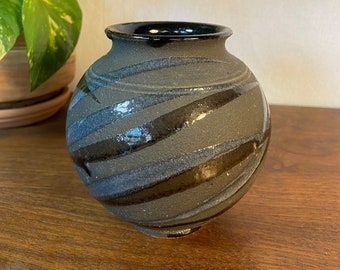 Vintage Vase / Pot With Cool 80's Glaze MCM Mid Century Boho