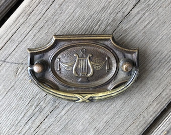 Vintage Hepplewhite Drawer Pulls Harp Lyre 2 SIZES AVAILABLE, Antique Brass Finish Dresser Pulls, Sheraton Pulls, Musical Instrument