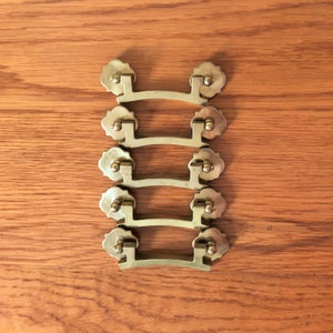 Vintage Brass Drawer Pulls With Rosettes 2 AVAILABLE, MCM Dresser Pulls, Mid Century Modern Handles, Cabinet Pulls, 3" Centers