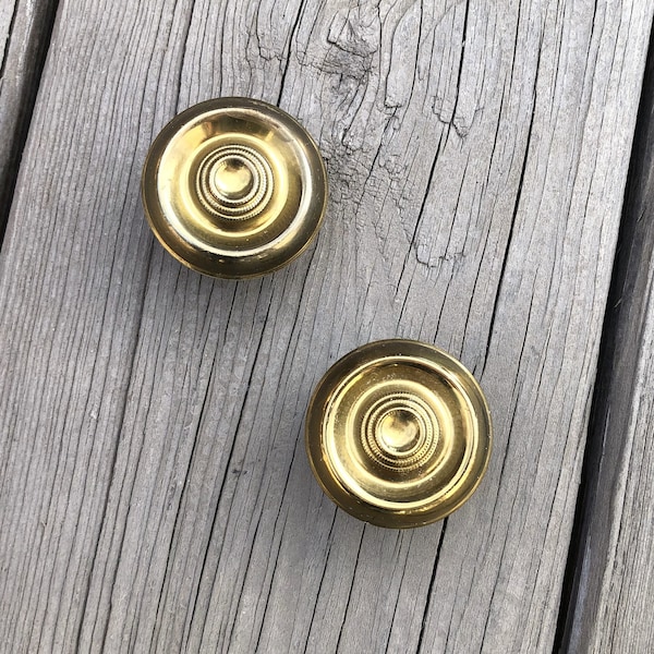 Vintage Brass Finish Drawer Knobs Bullseye SET OF 2, Gold Dresser Knobs, Cabinet Knobs, Drawer Pulls, Mid Century, MCM