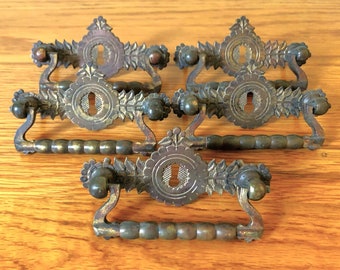 Pair Eastlake cast iron drawer pull furniture handle cabinet chest draw AL17 