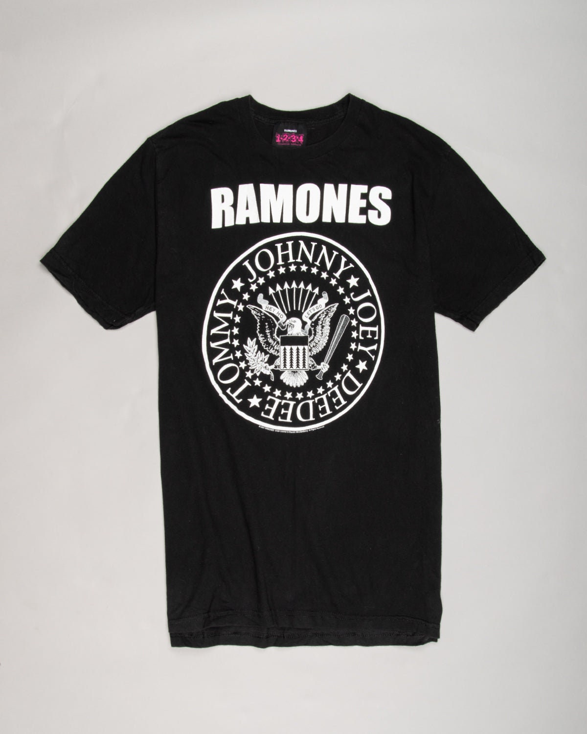 Discover RAMONES t-shirt