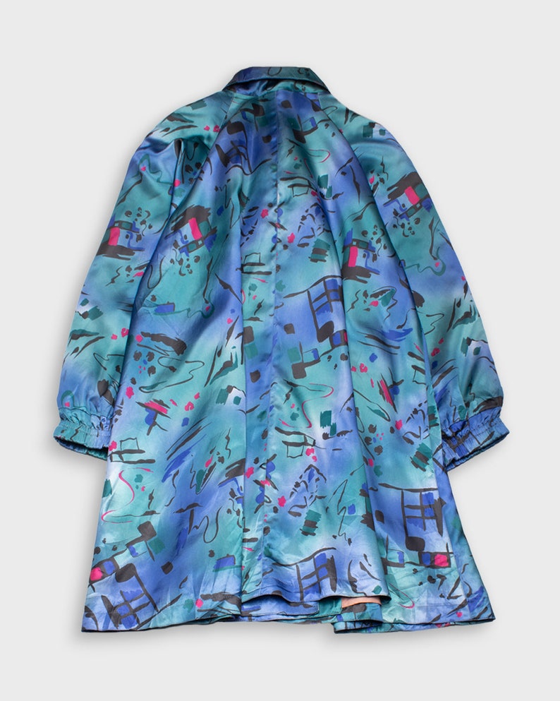 Manteau en satin bleu à motif abstrait des années 80 image 5