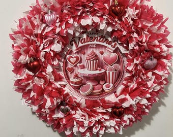 Corona de San Valentín, centro de mesa de dulces rojos, rosas y blancos / Decoración para la puerta principal