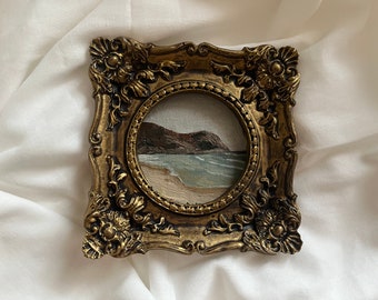 Vintage framed seascape oil painting | Original round antique tropical wall art | Framed beach oil painting gallery | Original coastal art