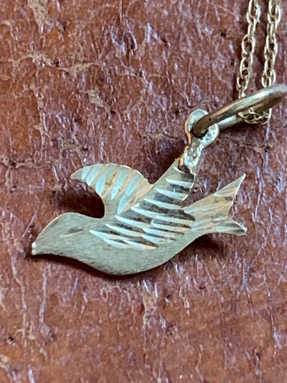 Vintage 14K Gold  Flying Dove Pendant and Necklace - image 1