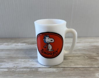 Vintage 1969 Charlie Brown Avon Peanuts Snoopy Schultz Milk Glass