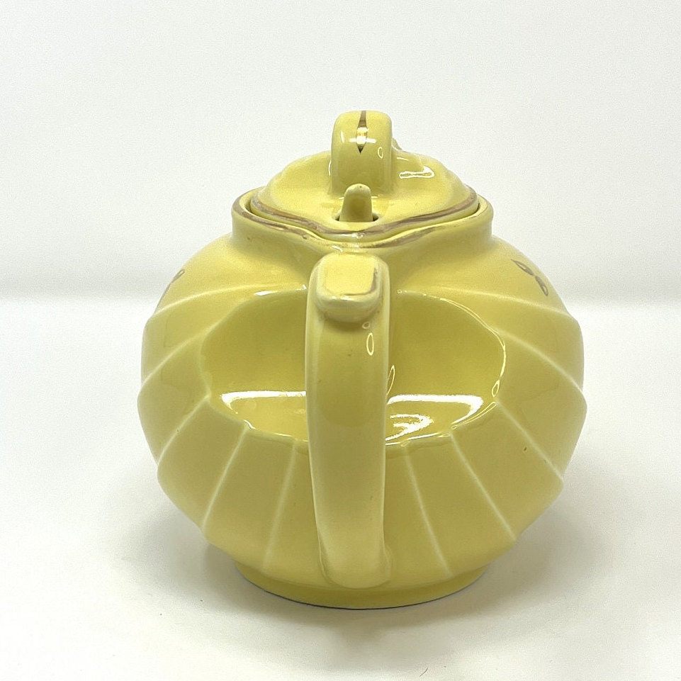Vintage 1940s Hall Cadet Parade Ceramic 6 Cup Teapot 0799, Yellow With