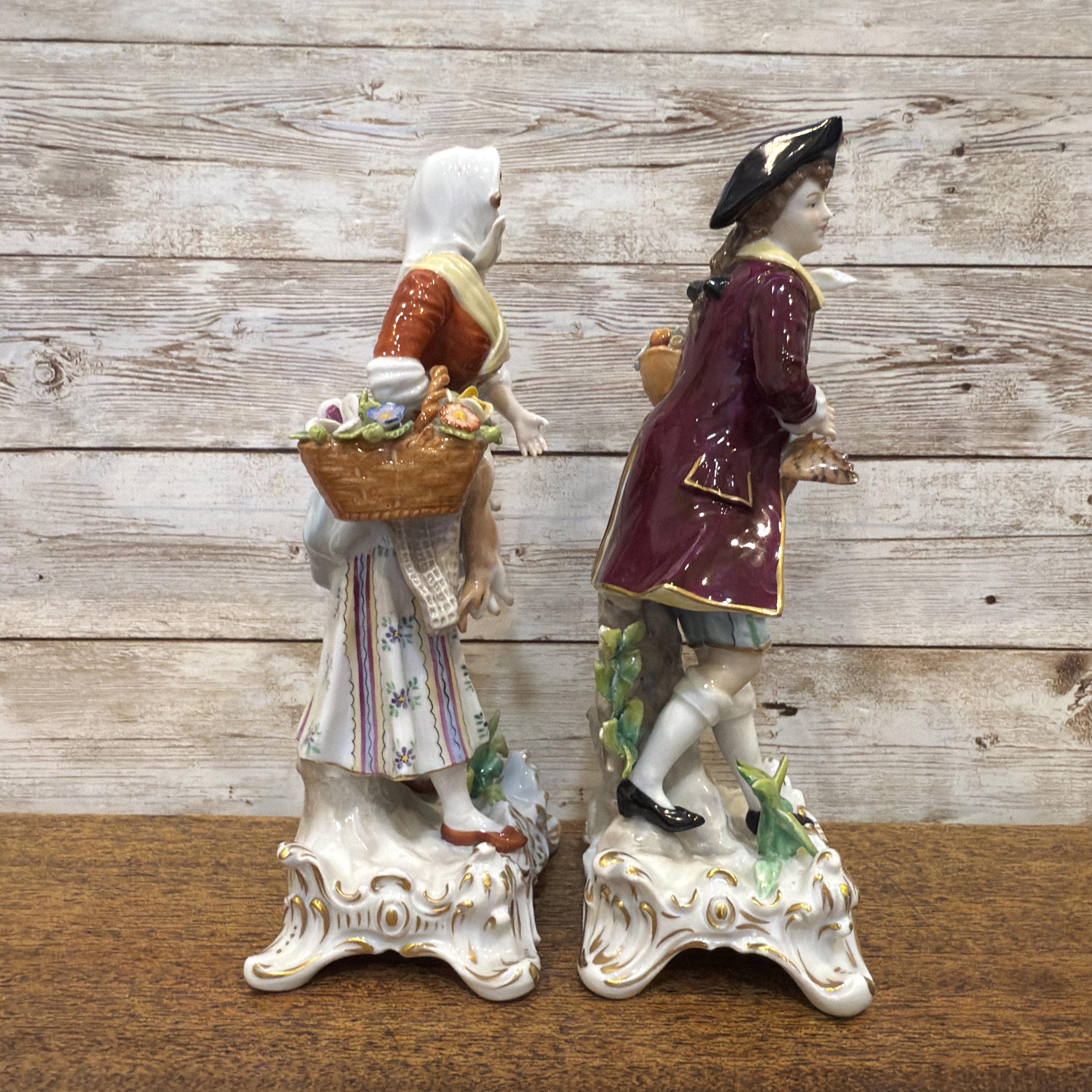 Antique Sitzendorf Porcelain Hunting Couple: German Hand Painted