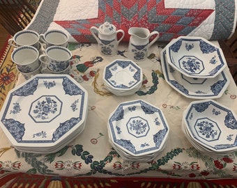 Staffordshire ironstone service for 8*
