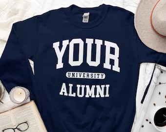 University Alumni Sweatshirt Custom, College Alumni Sweater Personalized, Crewneck Gift, Graduation Gift, Alumna S-3XL Unisex mens women