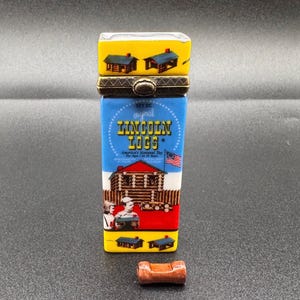 Lincoln Logs with Log Trinket~~Porcelain Hinged Box~PHB Midwest Cannon Falls