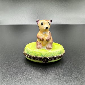 Limoges France Brown Bear with “Miel” Honey Pot Peint Main Porcelain Hinged Trinket Keepsake Box.