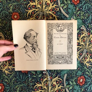 Life and Characters of Dickens