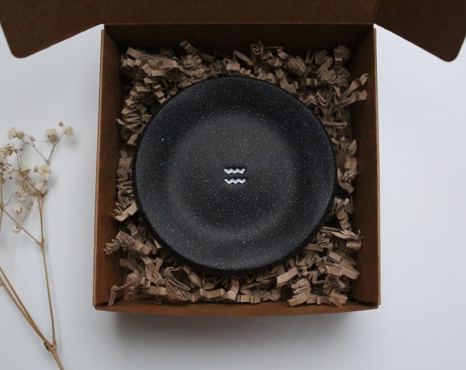 Personalised star sign trinket dish - Zodiac trinket dish - Ring dish - Keepsake - Speckled cosmic effect - Minimal - Black