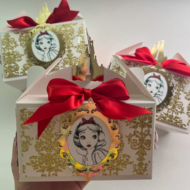 Snow White Favor Boxes, Princess Party Favor Boxes, Princess Treat Boxes, Snow White Candy box image 2