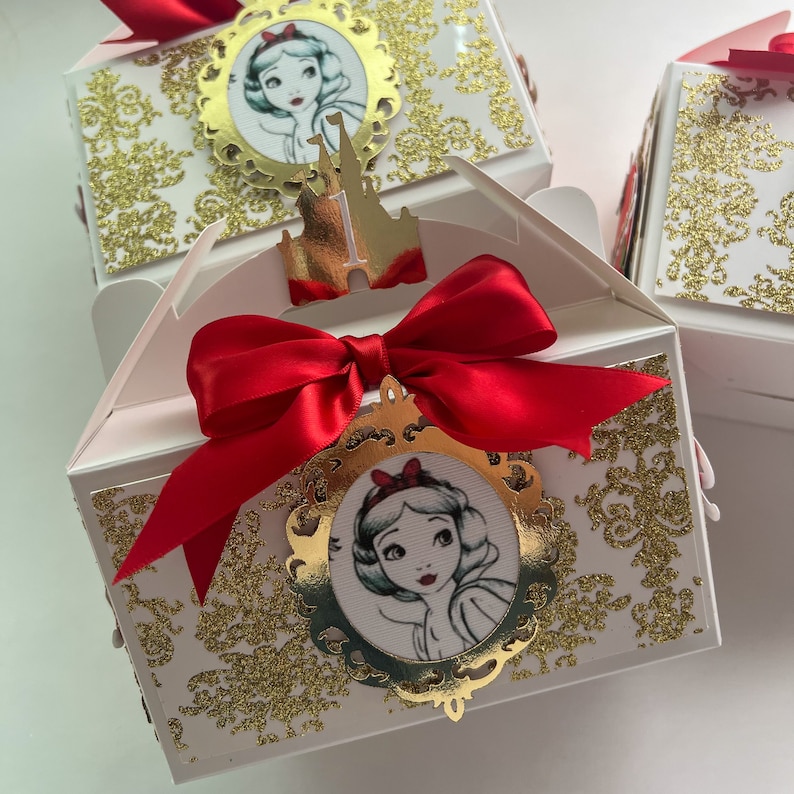 Snow White Favor Boxes, Princess Party Favor Boxes, Princess Treat Boxes, Snow White Candy box image 4