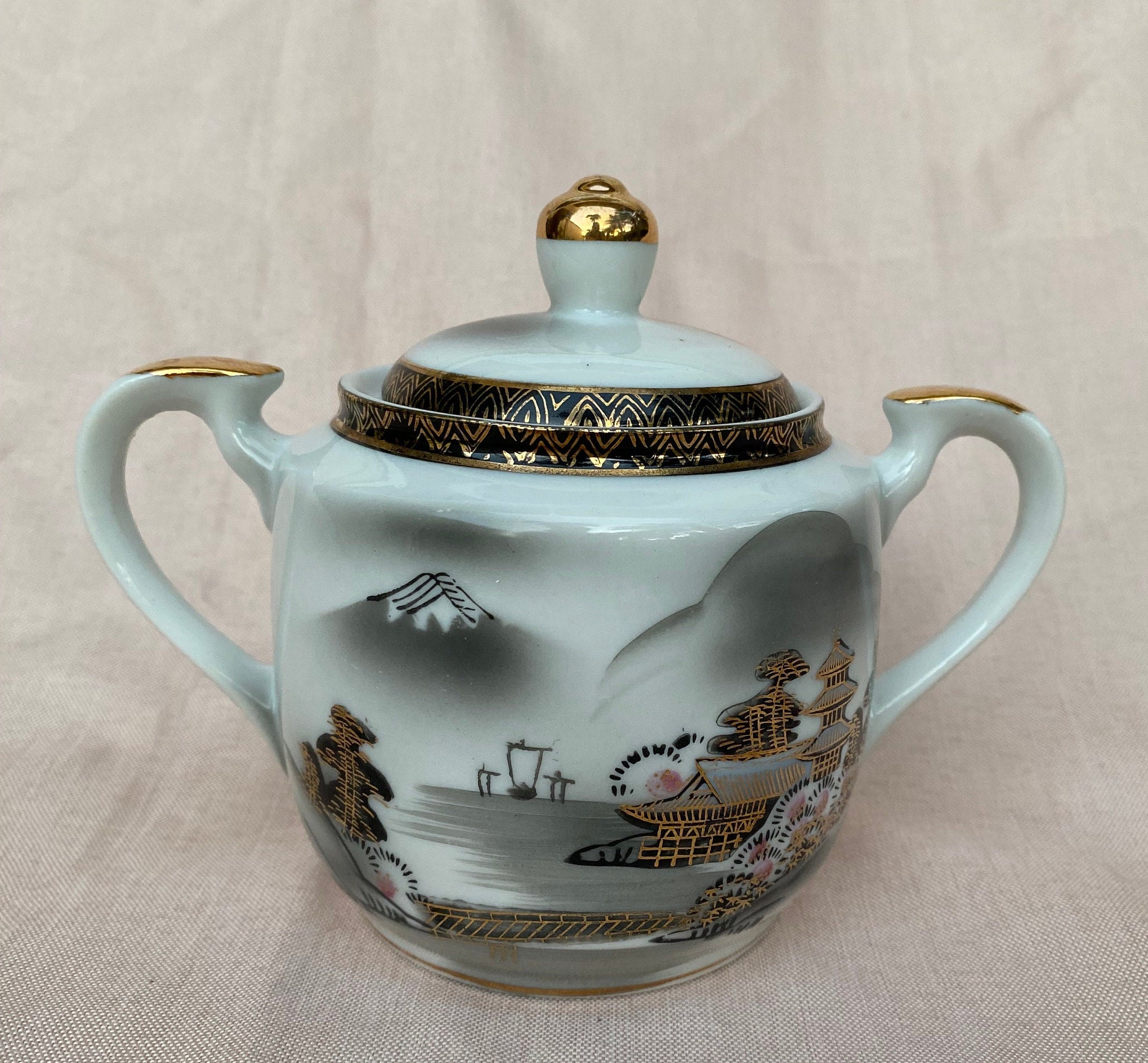 Vintage Genuine Kutani China Porcelain Gold Gilt Japanese Teapot W/ Lid