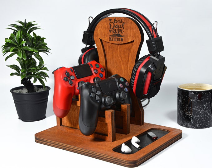 Gaming controller and headphone stand gift for boyfriend, Valentine's day gift for him, tech accessories, fathers day gift,