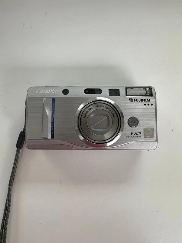 Fujifilm Finepix F700 Compact Camera, Year 2003 - Etsy