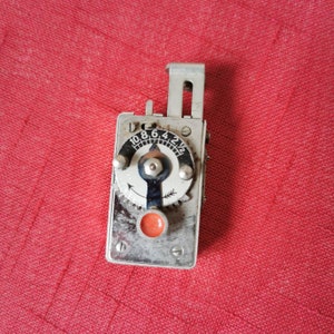 Vintage Framex self-timer for cameras.