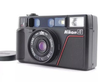 ニコン　Nikon L35AF 35mm F2.8 Nikon L35AF - Japan's Pikaichi Point and Shoot - Casual Photophile