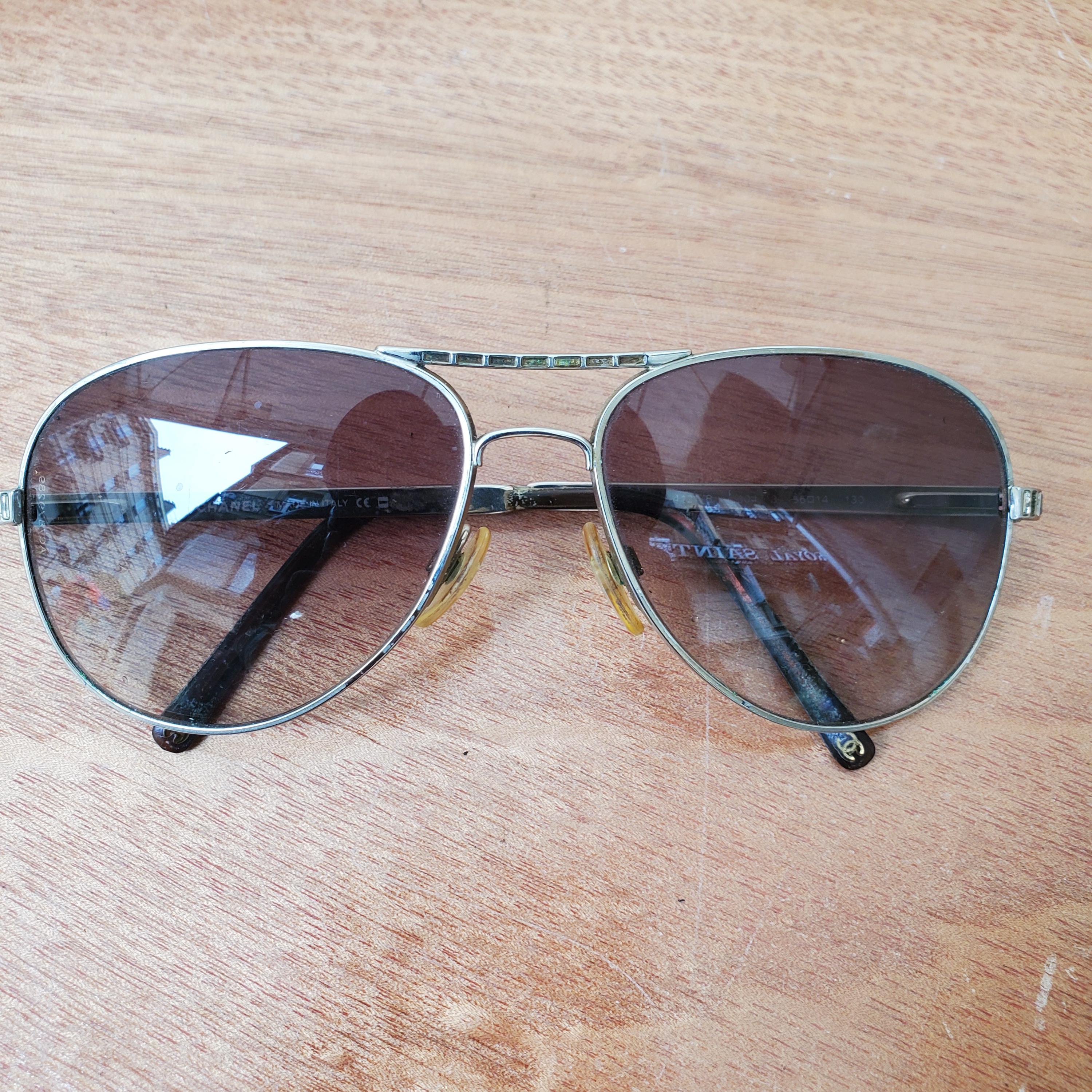 VTG Chanel 4181 Aviator Sunglasses Gunmetal Gradient Full Set w/ Linen Dust Bag Vintage Chanel Gradient Sunglasses - Etsy main image 2