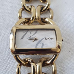 DKNY 17cm Vintage Y2k Quartz Wristwatches