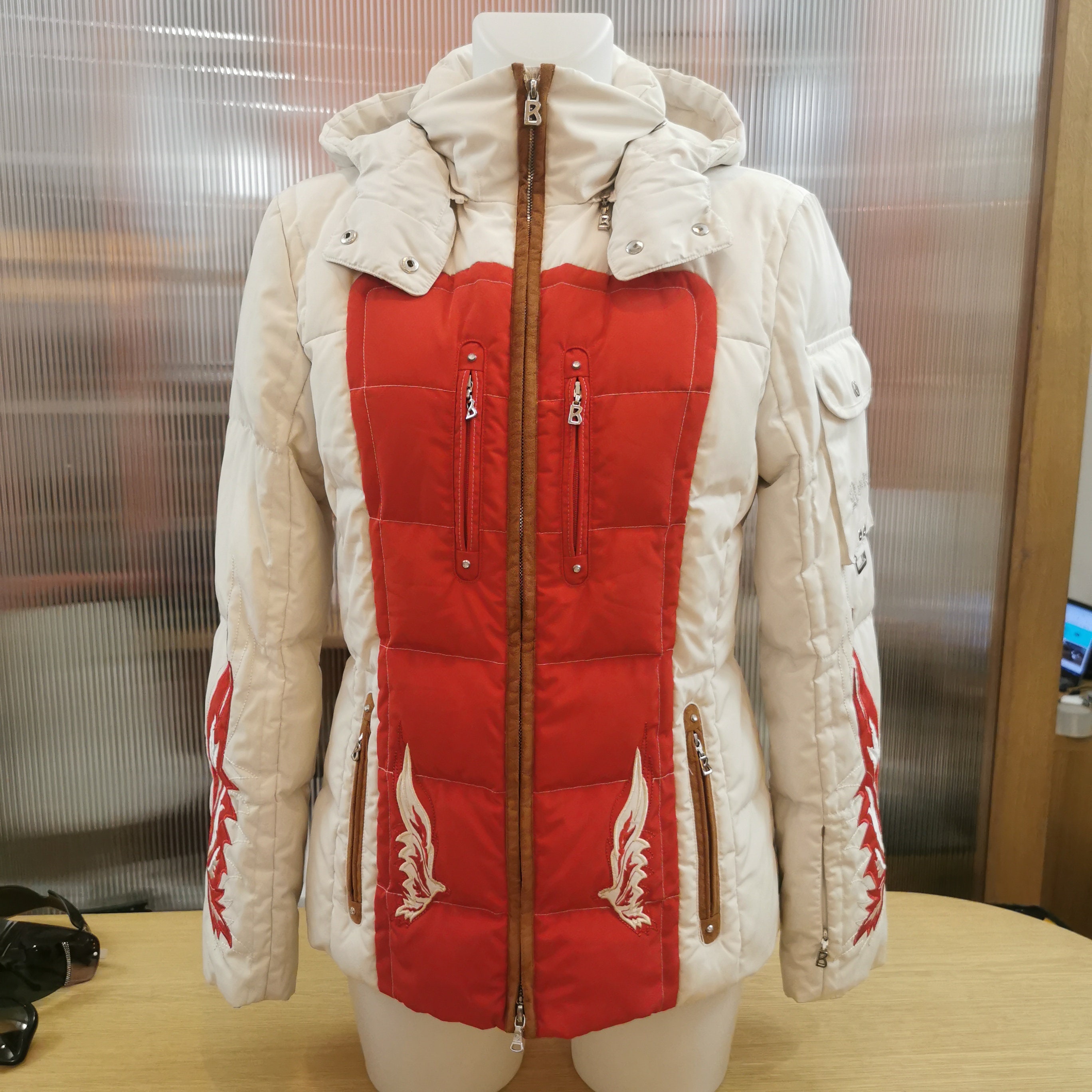 Bogner white ski jacket hotsell