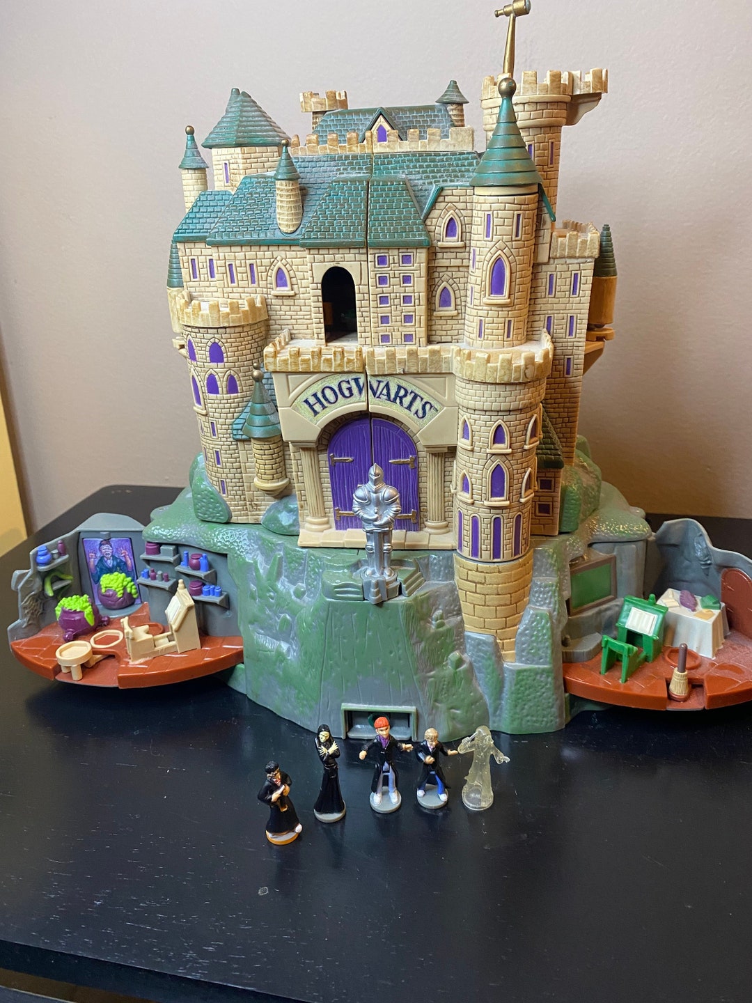 2001 Polly Pocket Harry Potter Hogwarts Castle. Working Etsy