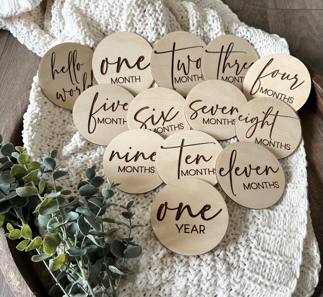 Baby Monthly Milestone Marker Disc for Baby, Wooden Baby Month Marker ...