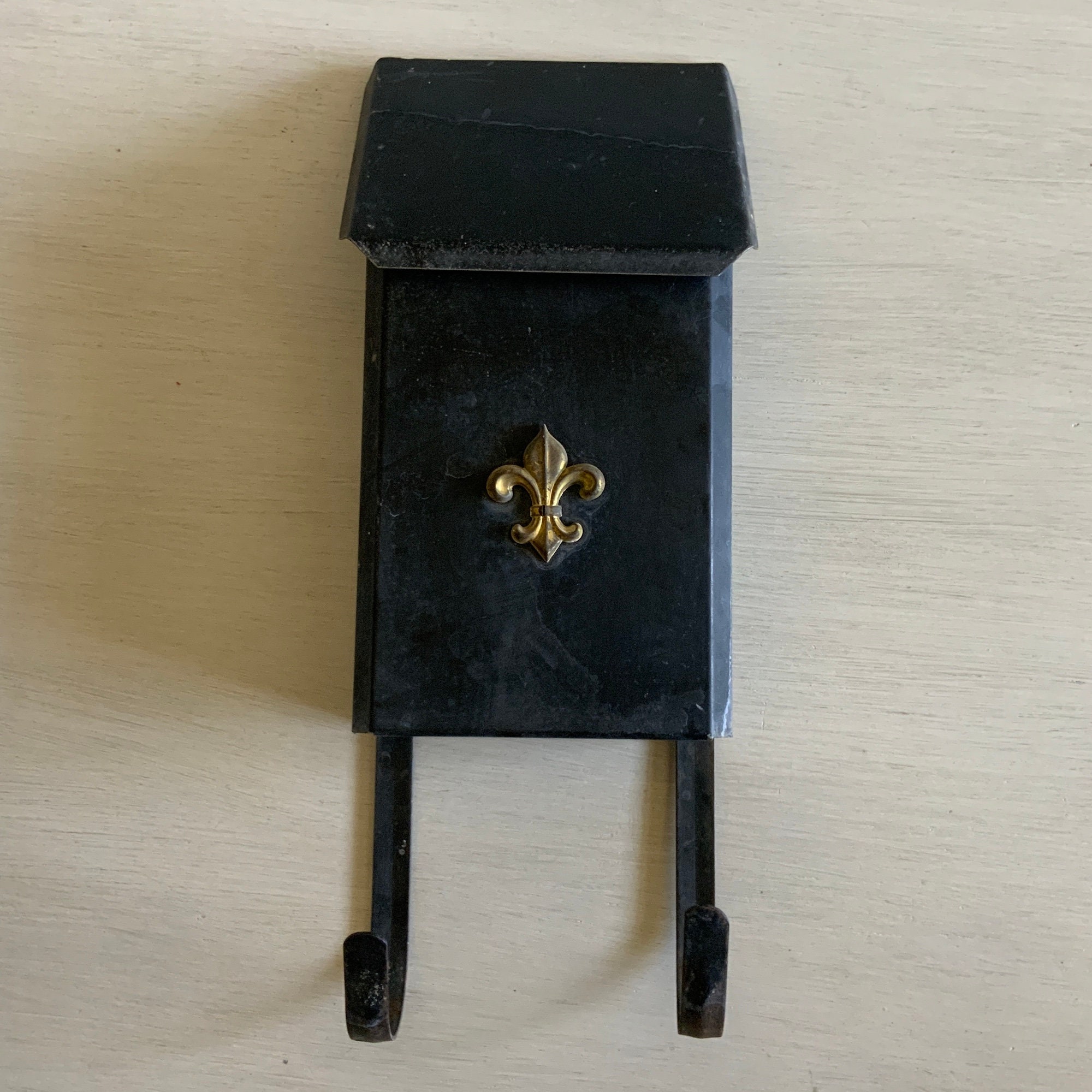 Vintage Black Metal Wall Mount Mailbox Etsy