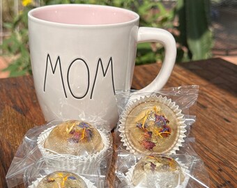 Tea Bombs - Round Mug with 4 Sweet Tea Bombs - MOM