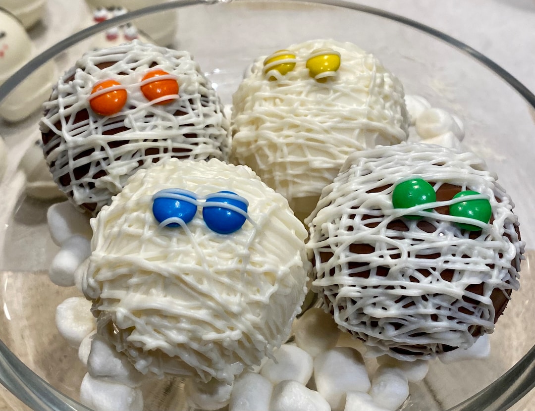 Halloween Hot Chocolate Bombs - Assorted Mummy - Box of 4 Sweet Cocoa ...