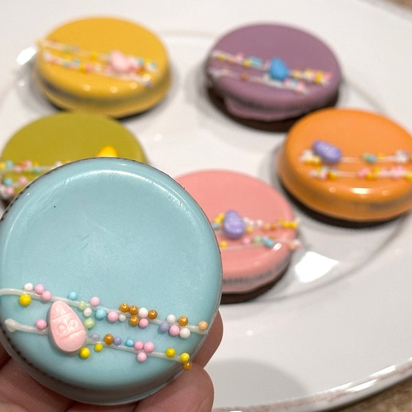 Chocolate Covered Oreos - Easter- Box of 12 Eggs with Sprinkles