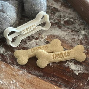 Spoiled Dog Treat Cookie Cutter – Pet Cookie Stamp – STL File for 3D Printing or Physical Cutter – Homemade Dog Treat Baking Tool