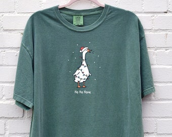 Christmas Silly Goose Shirt Holiday Xmas Goose T Shirt Funny Pun Goose Tshirt Gift Gifts T-shirt Womens Shirts Comfort Colors Oversized Tee