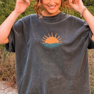 Sun Shirt Ocean Sea Tee Summer Beach Vacation Oversized Sunshine Trendy Tshirt Comfort Colors Women&#39;s T-shirts
